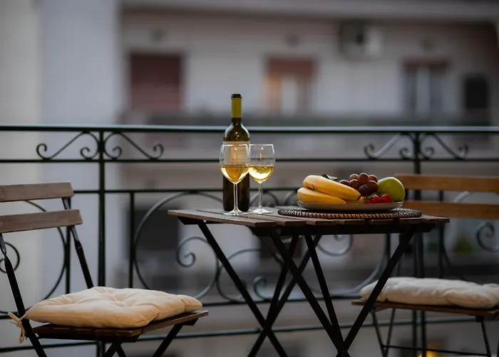 65 - Comfortable Volos